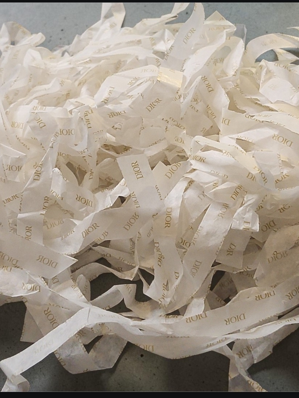Dior Shredded Tissue Paper